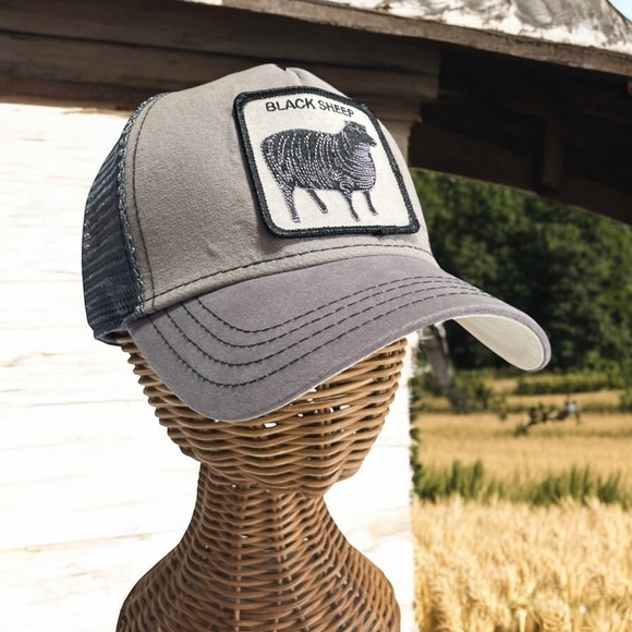 Goorin Bros. Sheep Shades of Black Grey Trucker Hat - Picture 1 of 10